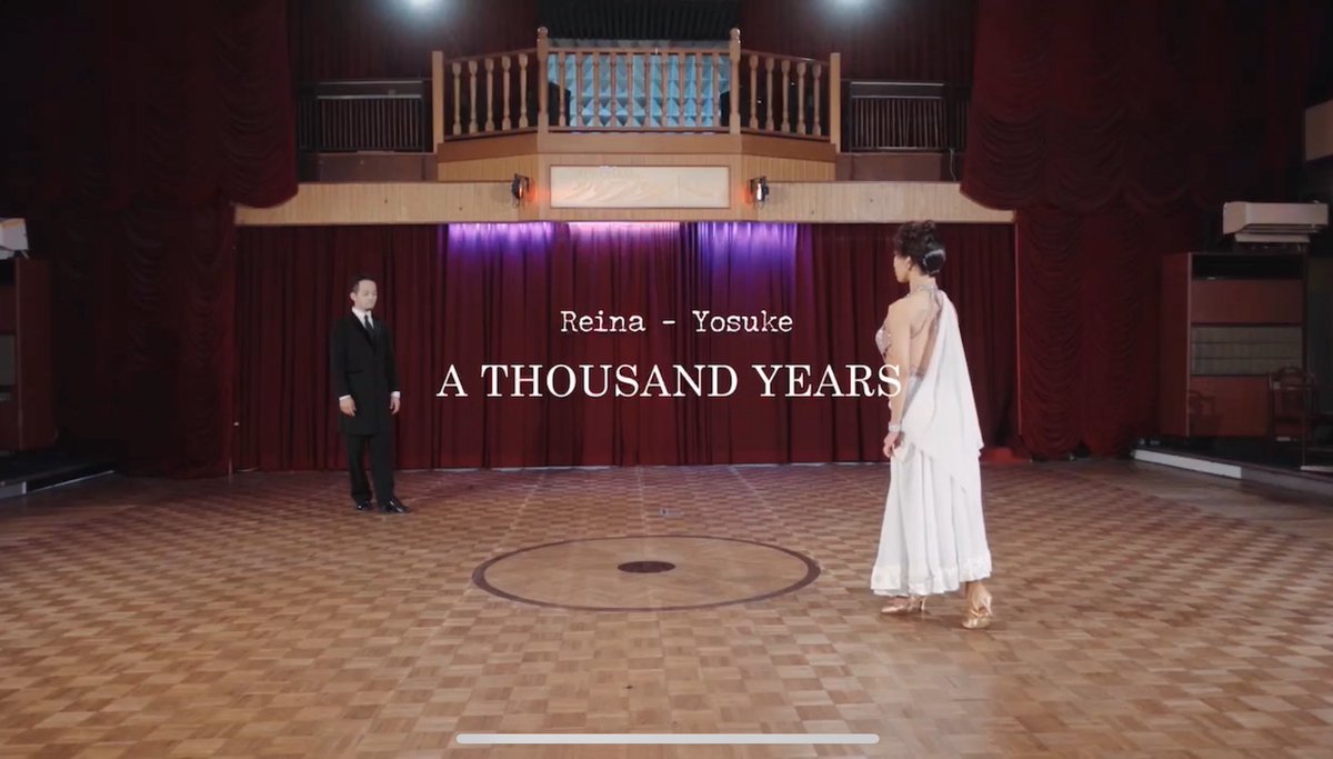 昨年VodeoSessionで撮影した作品を、Youtubeで公開いたしました！🎬

🌟A Thousand Years - American Smooth Showdance/アメリカンスムース ショーダンス🌟
youtube.com/watch?v=2KWMCe…

是非ご覧くださいませ✨

今年も12月にVideoSessionを開催予定なので、気になる方はスタッフまでお声掛けください！
