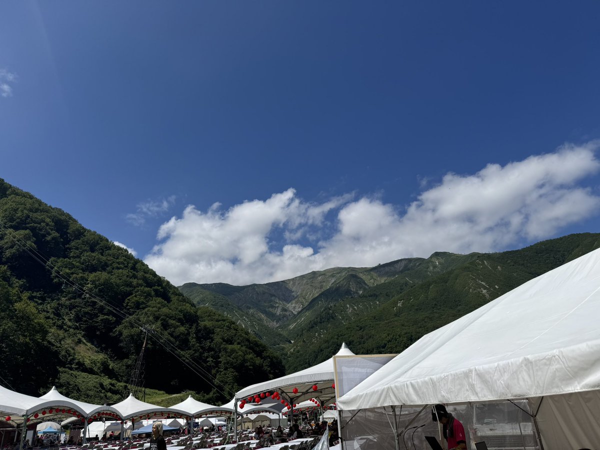 山の上でも暑いね🥵
#白馬