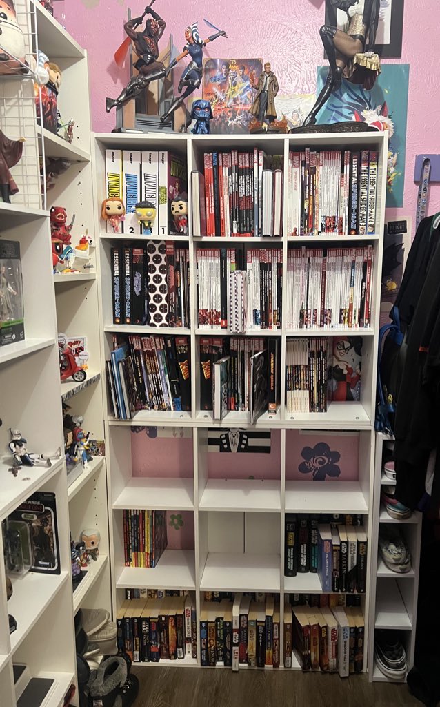 Looking for more comic twt moots! Here’s my current collection!