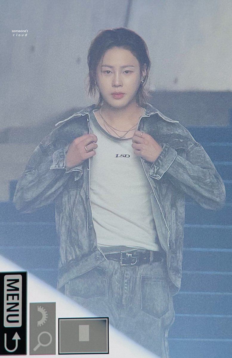 섬원클 tweet media