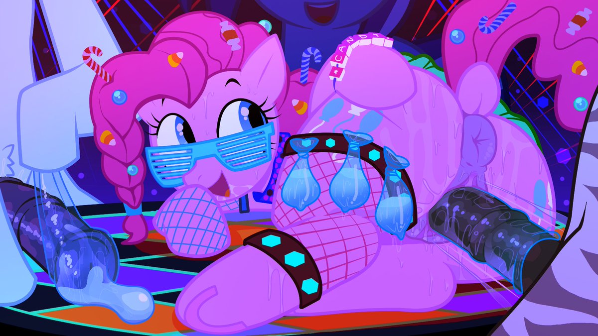 Pinkie Pie always knows how to be the life of a party🎈