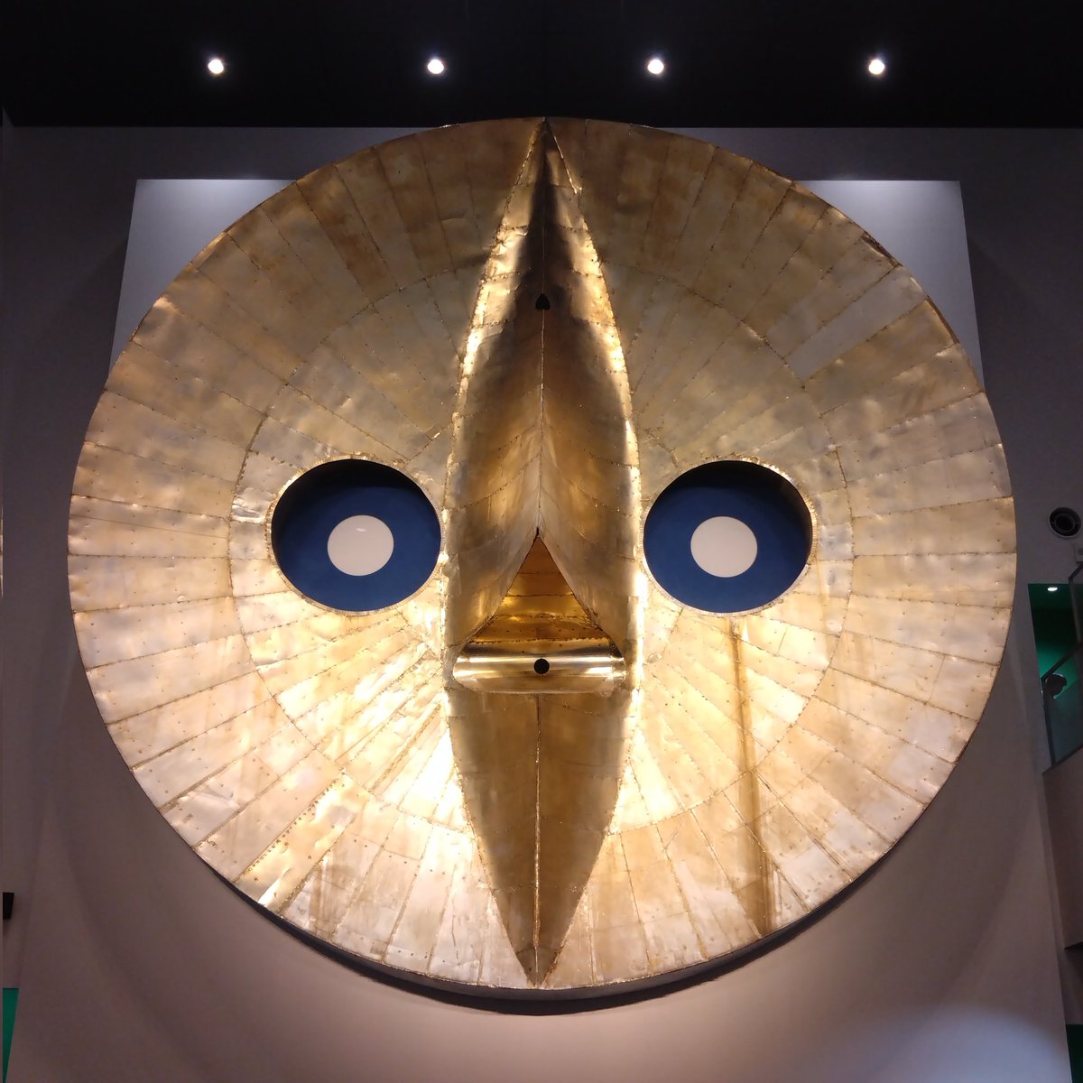 万博⭐️岡本太郎⭐️デザイン⭐️レアなビアジョッキ 岡本太郎 太陽の顔 EXPO'70 信楽焼 太陽の塔 過去現在未来 大阪