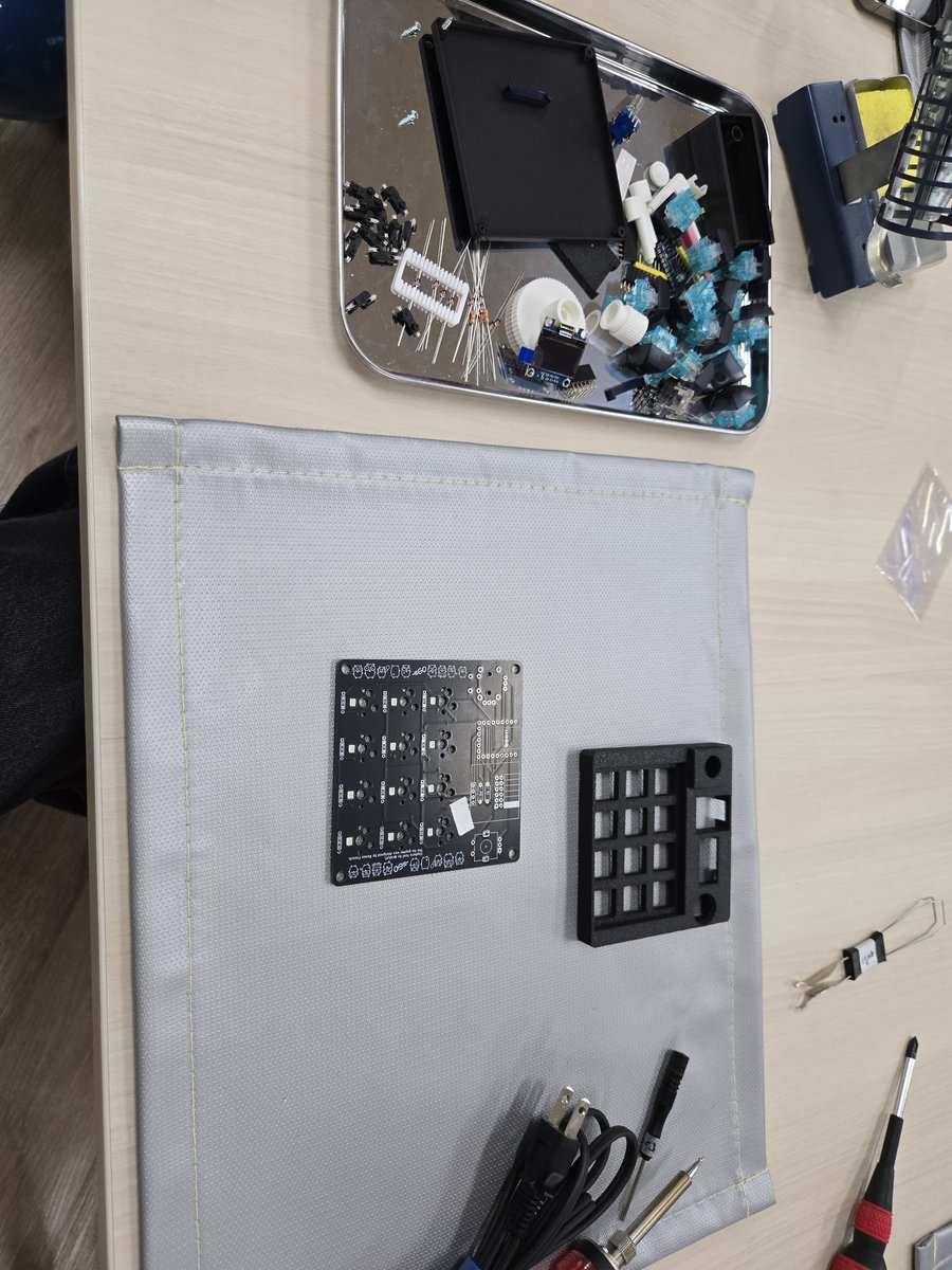 w_q_r_q's tweet image. #tinygo_keeb #tinygo #umedago