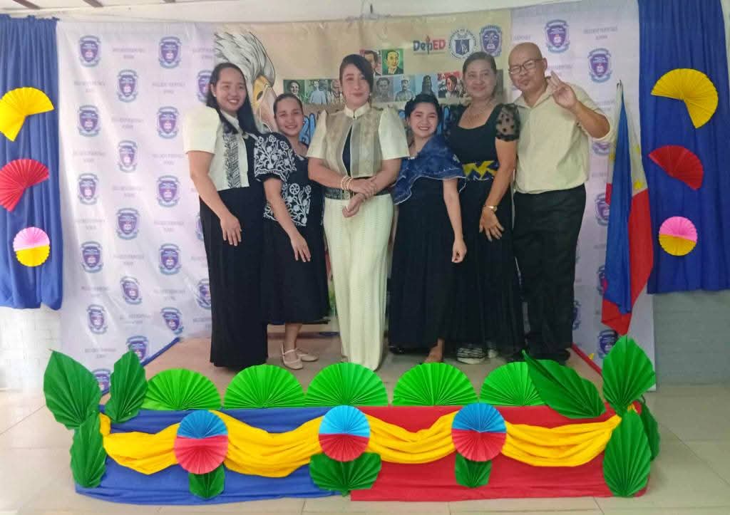 Ang pamunuan ng #hillcrestperiwinkleschool ay nakiisa sa pagdiwang ng Buwan ng Wika 2025! 🇵🇭
