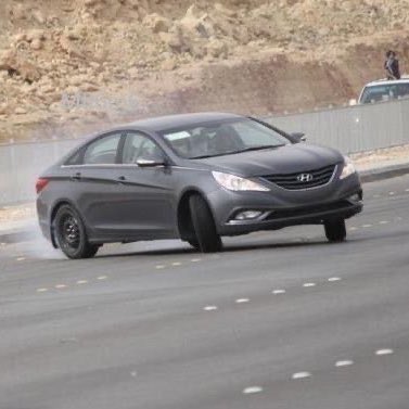 خلك علــى مبداك ما يلحقك. عيب 
وإلزم. مقولة.. دايم.  الناس للناس 

من جاك قاصد طيب قابله بالطيب 
واترك  ردي القول  والفعل والساس