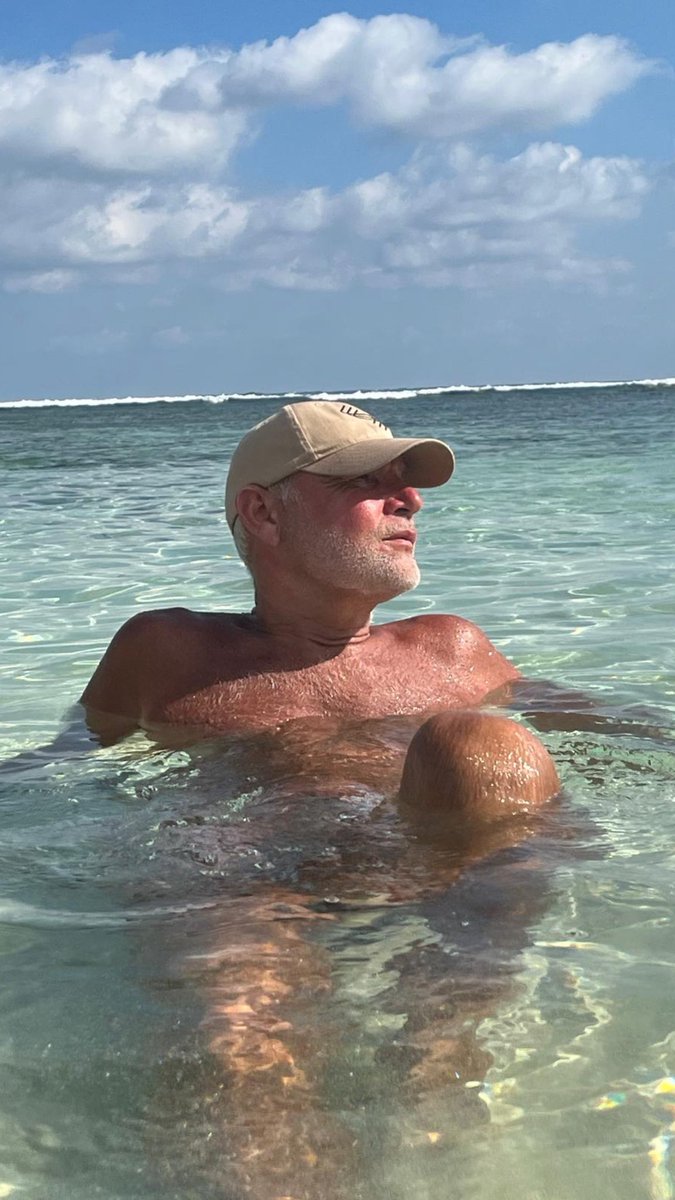 John Gamble (@jgambo1965) on Twitter photo 