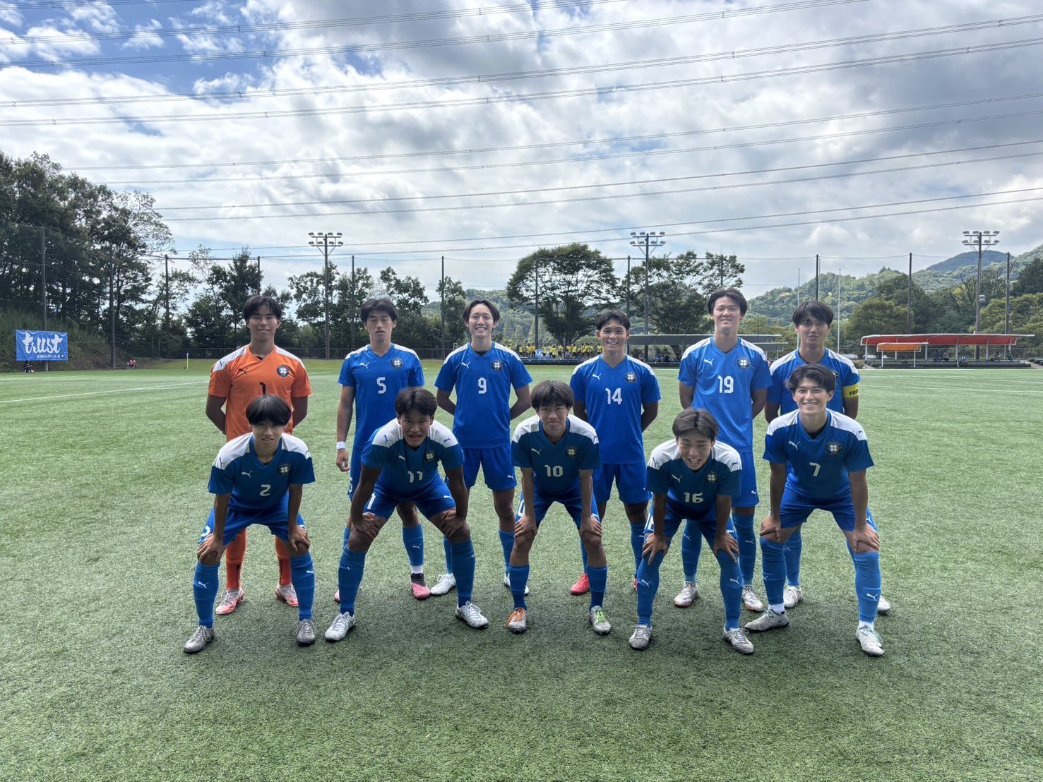 【貴重】産業能率大学　サッカー部ウェア上下 貴重】産業能率大学 サッカー部ウェア上下 貴重】産業能率大学