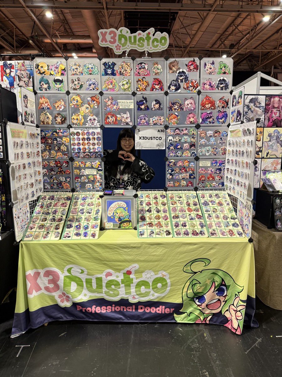 We are tabling at VEXPO this weekend Artist Alley A30! 💚💚💚
Hope to see you soon! 🥺💚