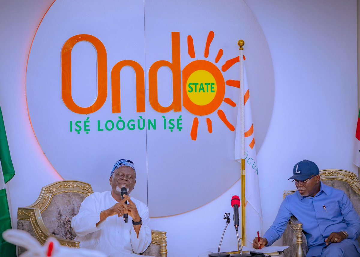 OndoStateOnline's tweet image. Gov. Lucky Aiyedatiwa met with Hausa community leaders &amp;amp; MACBAN reps in Akure, reaffirming govt’s commitment to security, unity &amp;amp; religious tolerance. He urged peaceful coexistence as stakeholders pledged stronger cooperation. #OndoState #Security #OndoisLucky #Ourease