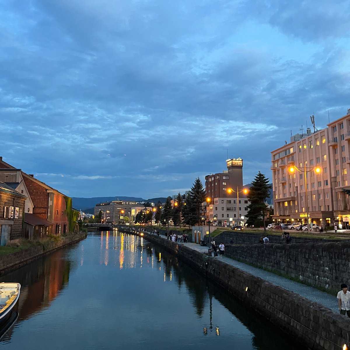 本日しおばな祭はTOKYO6さんで物販お手伝いしておりました 沢山の方とお話できて楽しい1日でした