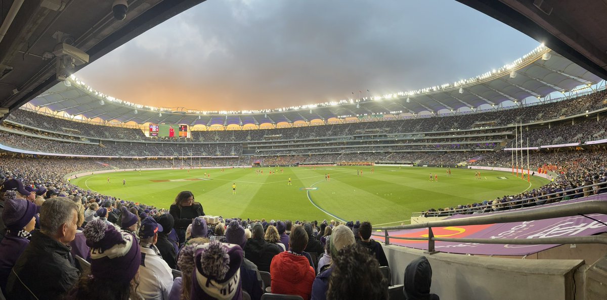 docker_dave's tweet image. Block 149 Panorama #ForeverFreo #AFLFreoSuns #AFLFinals