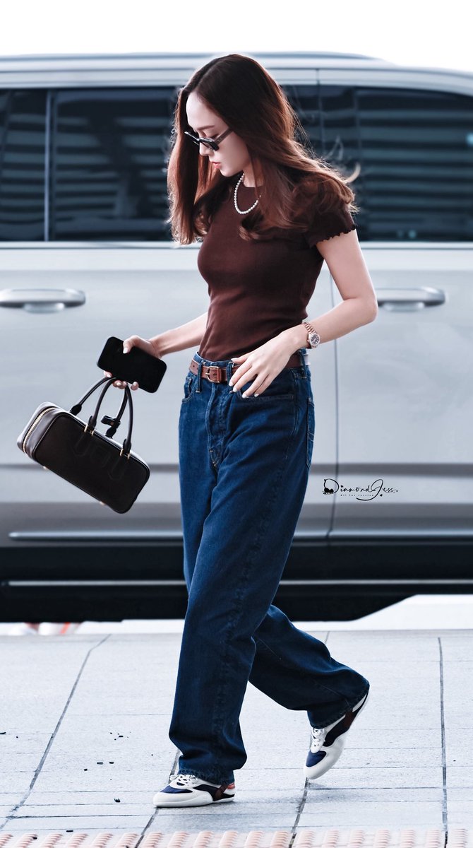 250906 ICN🛫

#JessicaJung #제시카 #ジェシカ