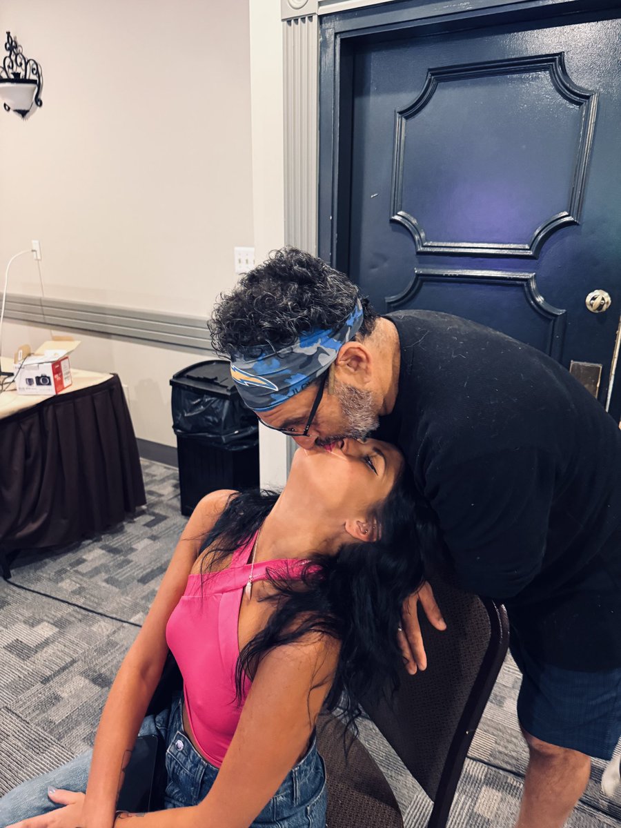 Keanu Thompson tweet media