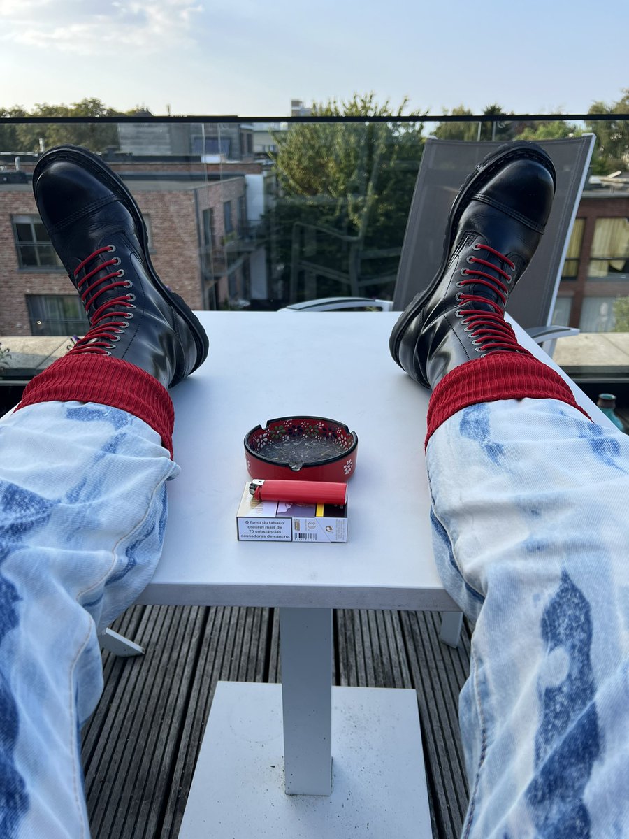 Lick them and send:
paypal.me/whitetigerspaws