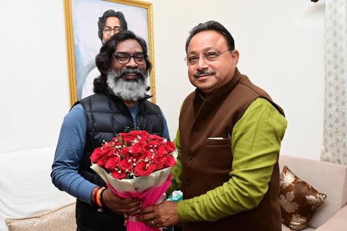 MithileshJMM's tweet photo. भवनाथपुर विधानसभा से लोकप्रिय विधायक आदरणीय श्री @AnantPartapdeo जी को जन्मदिन की हार्दिक बधाई एवं शुभकामनाएं।

मां गढ़देवी से आपके उत्तम स्वास्थ्य, दीर्घायु एवं सुयशपूर्ण जीवन की प्रार्थना है। https://t.co/PCcoxaL81F