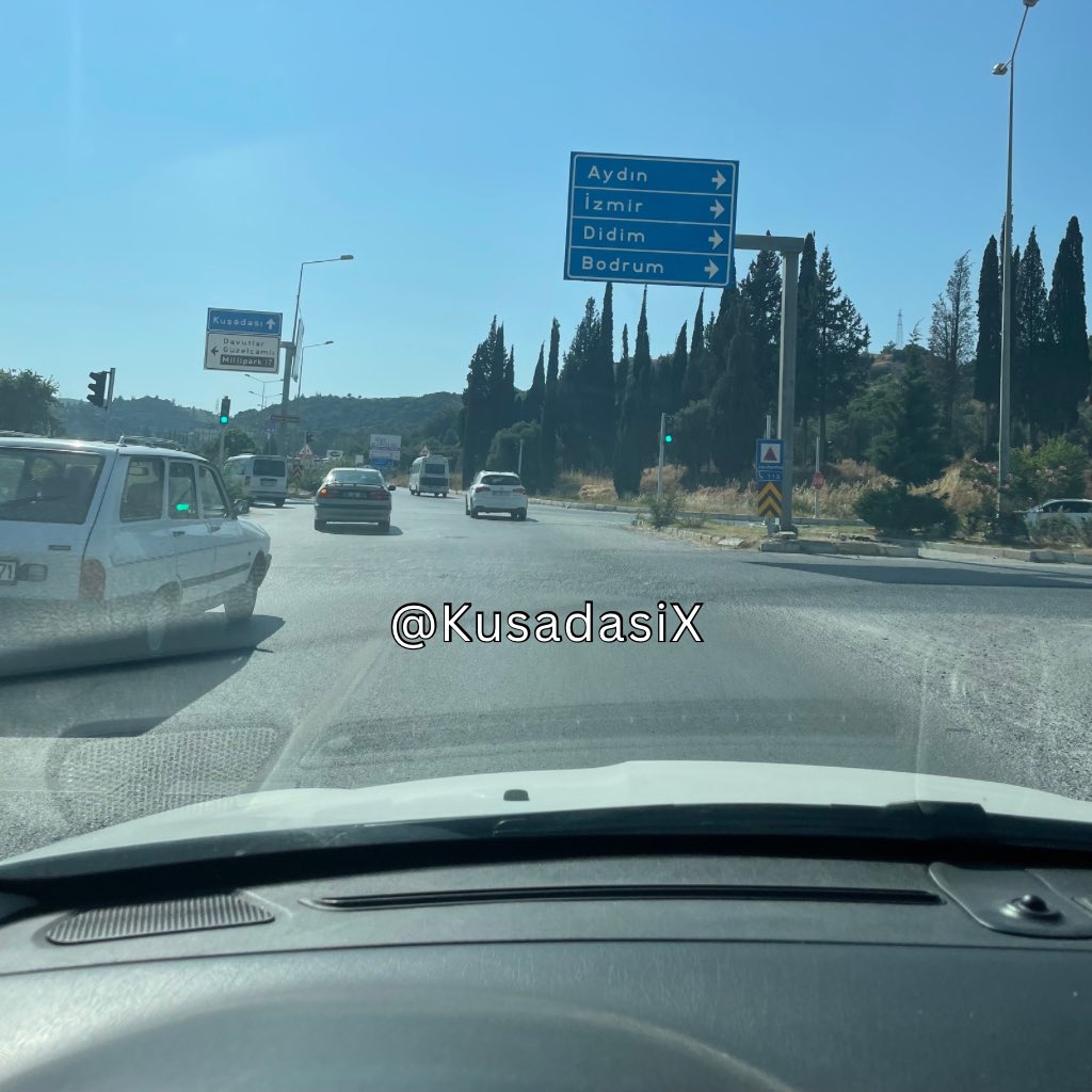 Önde Beyaz Toros, arkada ben; Söke'den çıktık, Kuşadası'na doğru ilerliyoruz.

#Cumartesi