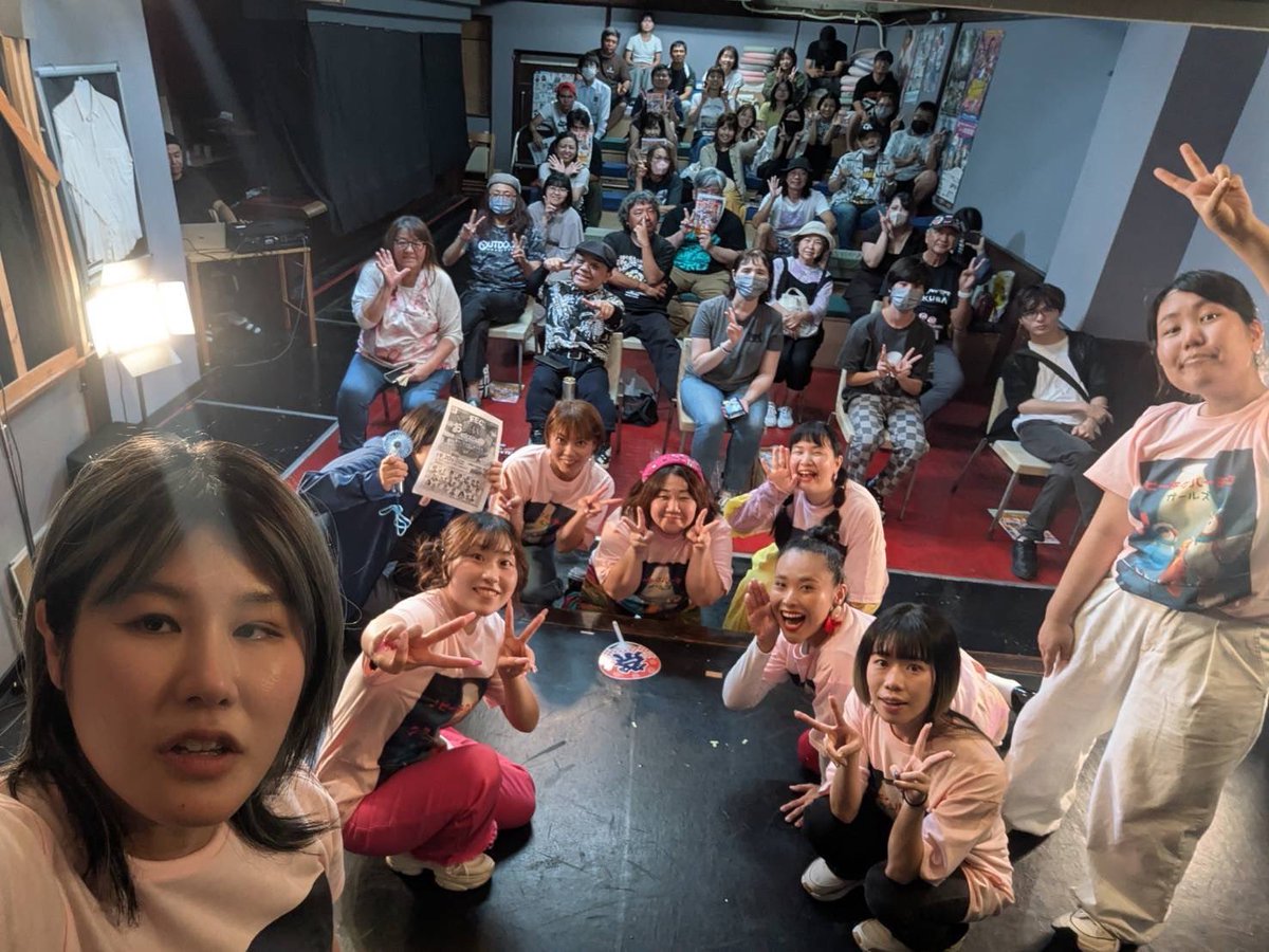 昨日のガールズライブお越しいただきありがとうございました‼︎

コーナーも盛り上がって楽しかった〜

#ピーチクパーチクガールズライブ
#ピチパチライブ
