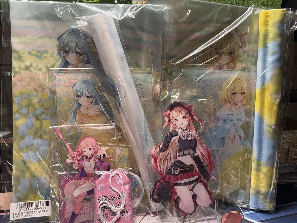 supermuscles's tweet image. 色々まとめて届いた

#瀬島るい
#季咲あんこ
#天羽衣
#日向ましゅ