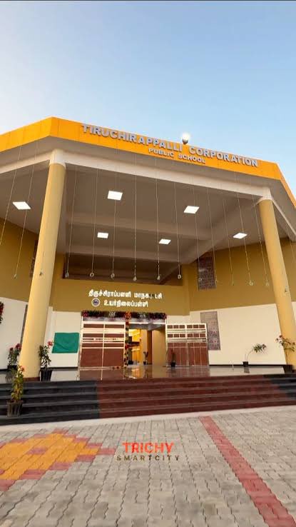 vickytalkz's tweet image. Government school in Tamilnadu,India. Sorry, we are not the same. #Tamilnadu