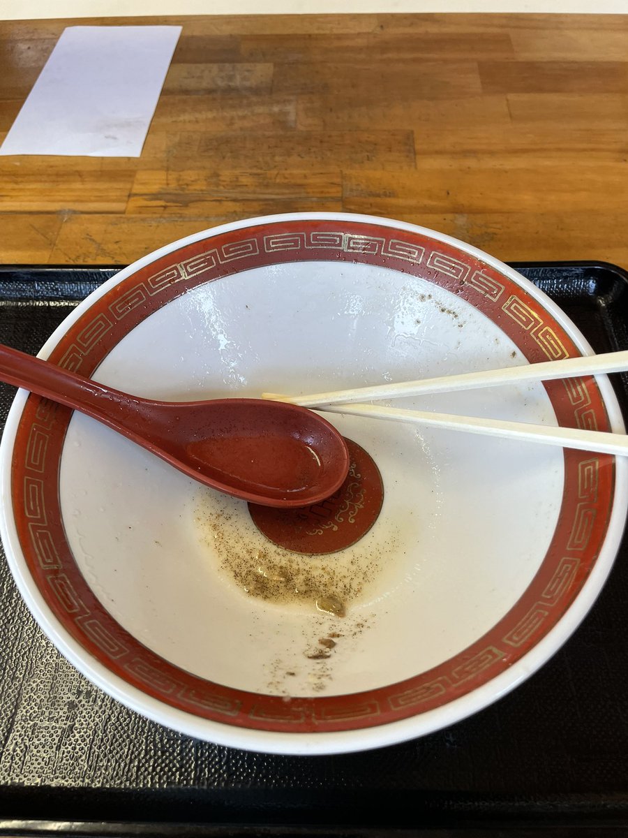 今日のお昼は大平山ラーメンのラーメンで美味しかったです。
#ラーメン
#小倉北区
#大平山ラーメン