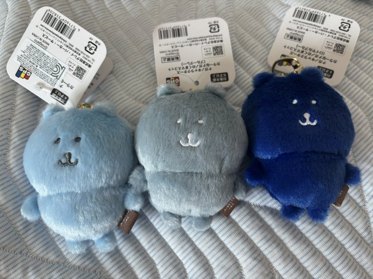 hachiware1218's tweet photo. 블루곰 다 모았따 https://t.co/1pdvnXX4Q3