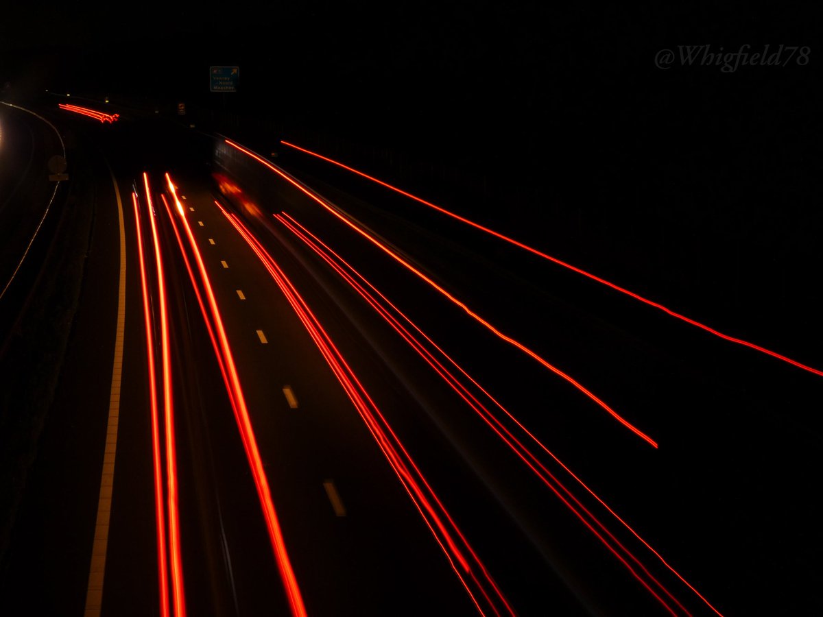 Whigfield78's tweet photo. #TCCSpeed #A73 #night #Snelweg #highway #nacht https://t.co/DIDiyWi4Z6