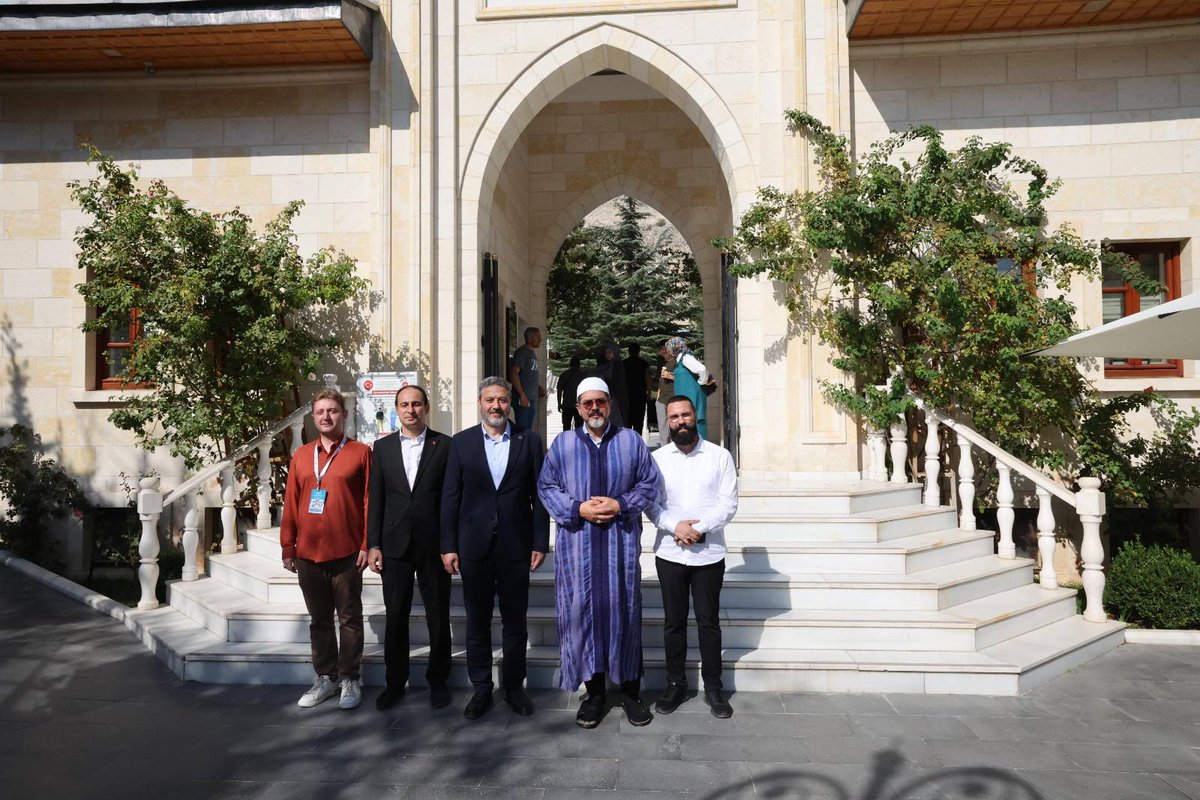 ✅Mehmet Fatih Çıtlak, Somuncu Baba Külliyesi'ni ziyaret etti.

🚩Şeyh Hamid-i Veli Somuncu Baba
Türbesi ve Külliyesi
🚩Darende - Malatya

➡ somuncubabaturbesi.com
#SomuncuBaba #Darende #Malatya