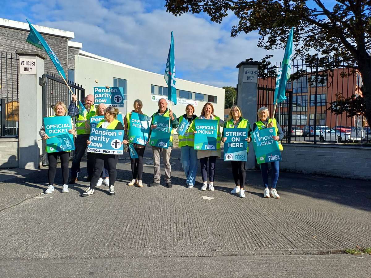 This week was a powerful show of unity. Our members stood strong on the picket lines - and they won! ✊

Proud to have stood with them in my first strike as a Trade Union official. Huge respect to all our team &amp; all who stood in solidarity.

Up the workers! 

#PensionParity