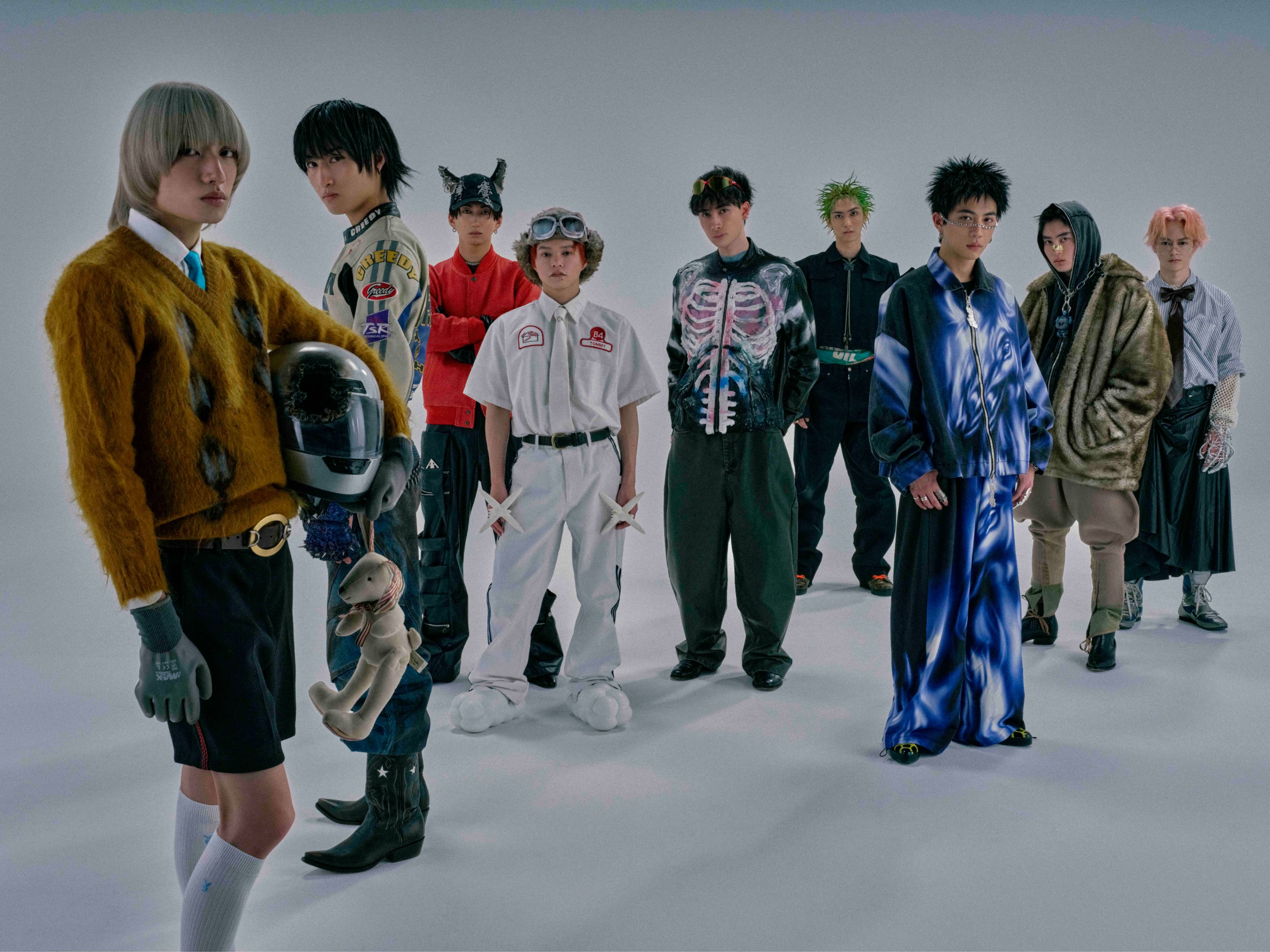 エビライ2025 アプグレうちわ SUPER★DRAGON スパドラ EBiDAN THE LIVE 2025 HOTEL NINE STAR」オフィシャルグッズ