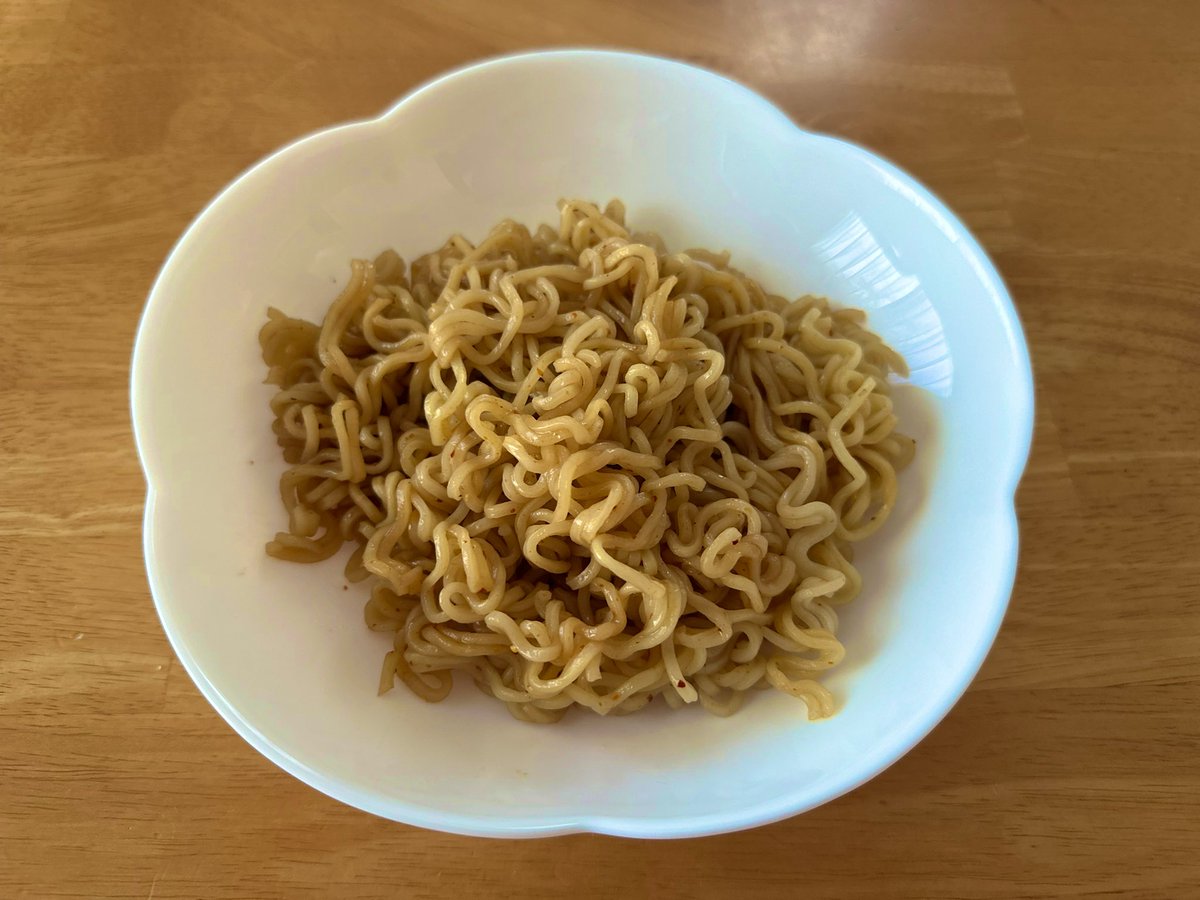 このインドミーのミーゴレンめちゃくちゃ好きなんよなーマジでうまい