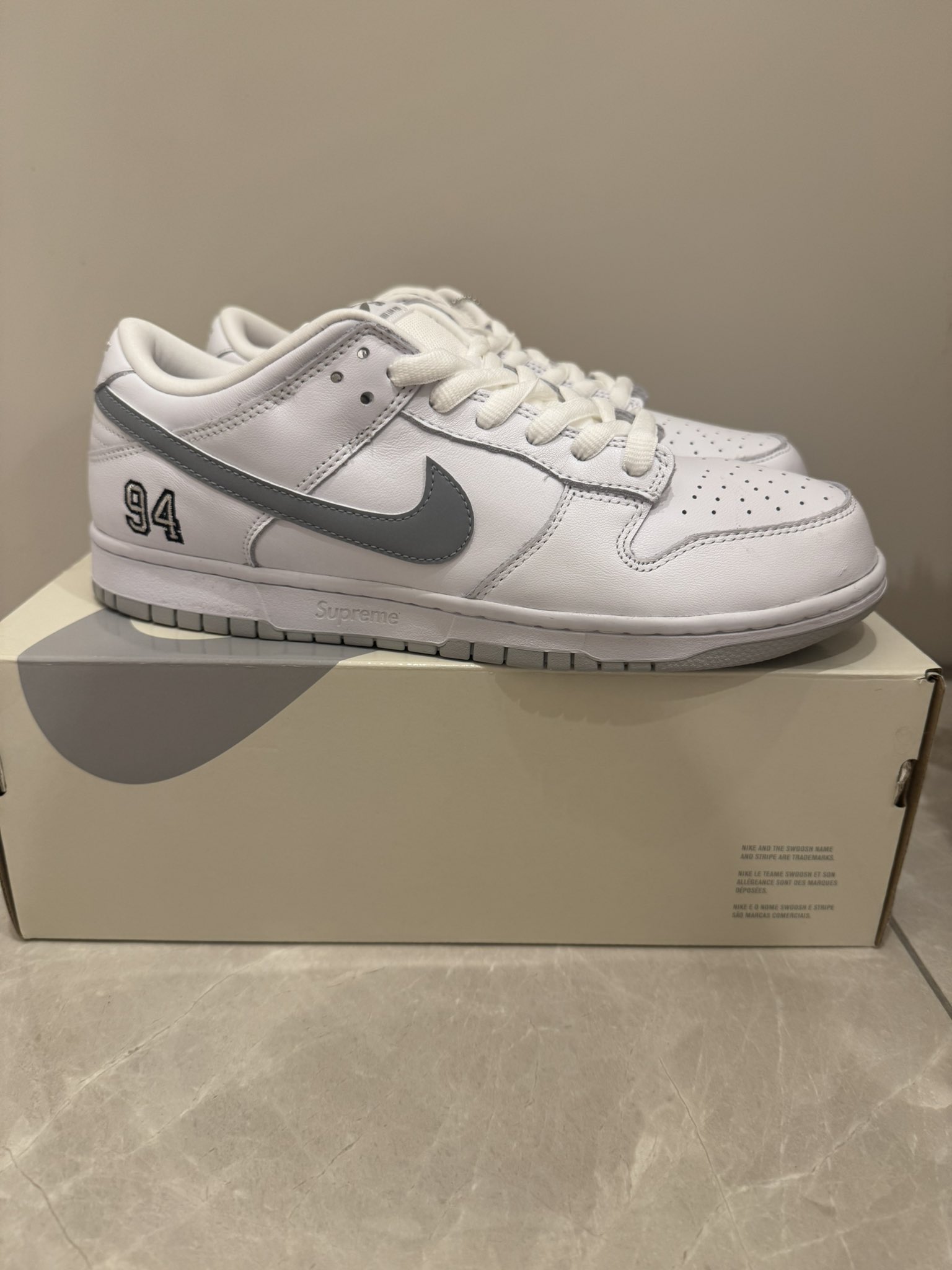 24cm】Supreme nike SB dunk low 白 White