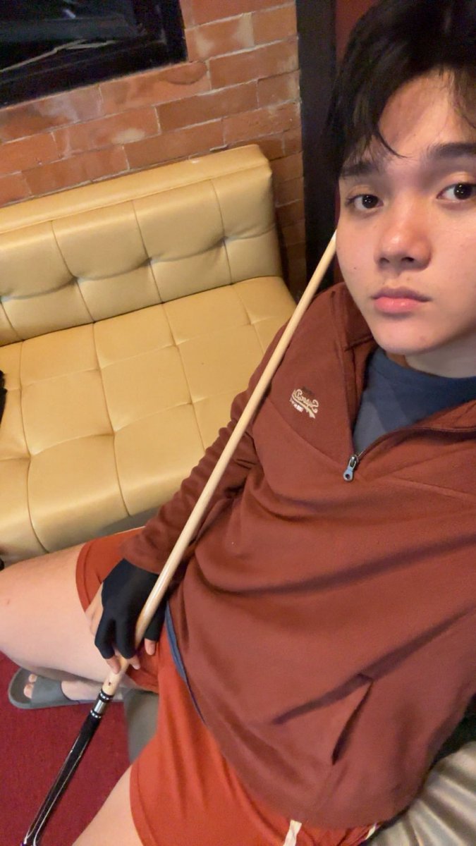 sunrayyn's tweet image. ajarin beel😔🙏🏻