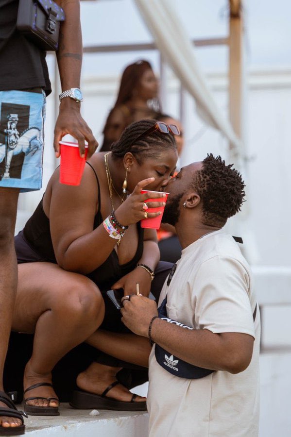 UnscriptedPress's tweet image. Hilarious Twitter VAR posts that will brighten your day 😂 

Open Thread 🧶