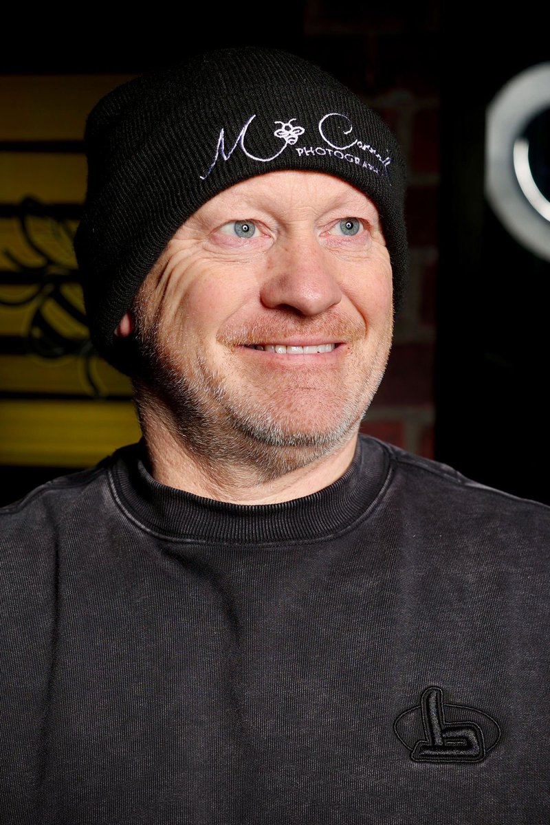 Four years ago to now. What’s changed? A false smile to a real one.  
I’m now the man I was again.  
Don’t get derailed and love what you do.