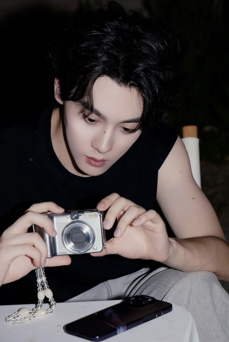 FILES9702's tweet image. &quot;you can only be mine 🤍&quot;