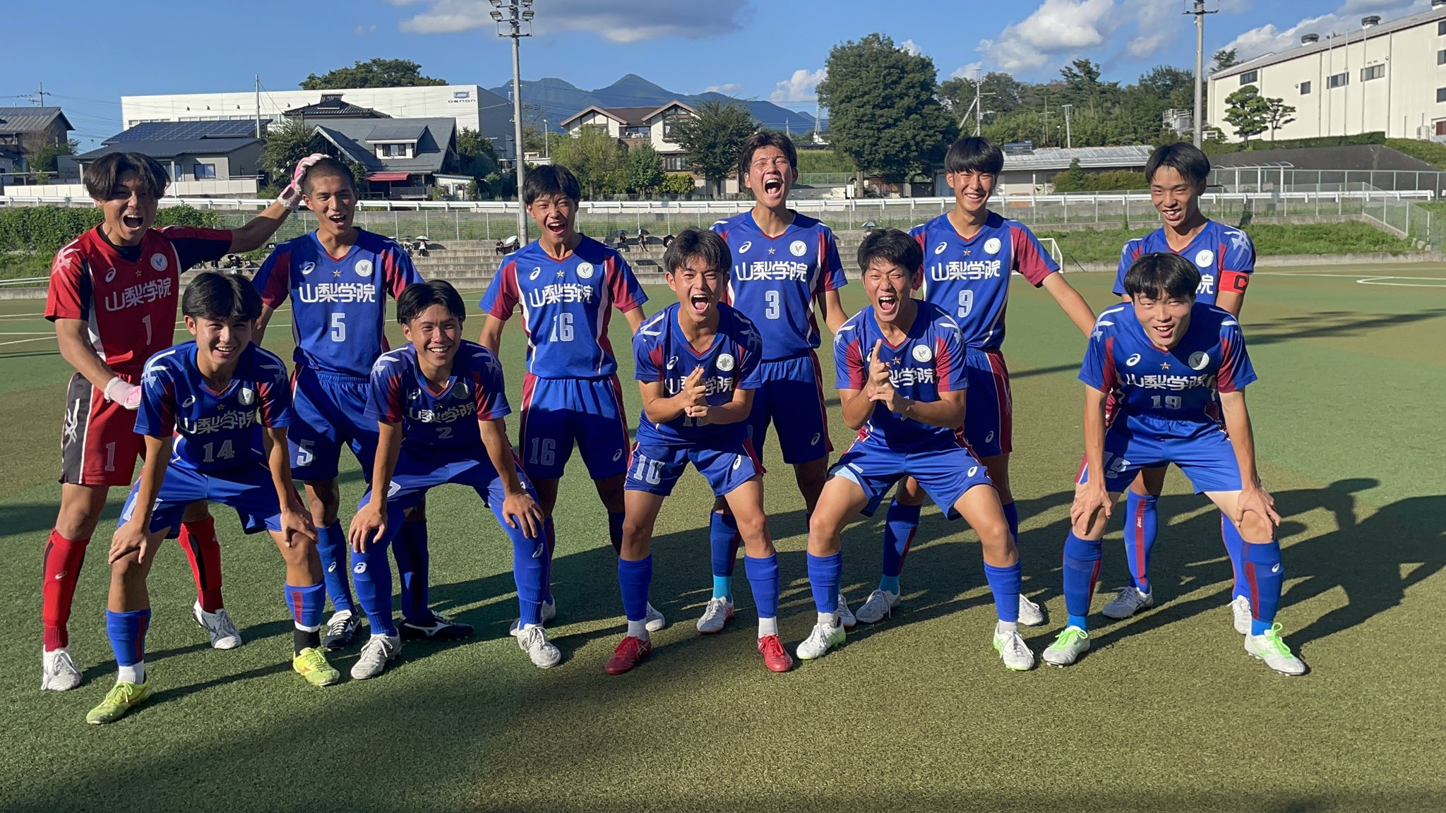 山梨学院サッカー部遠征バック 山梨学院サッカー部 遠征バック