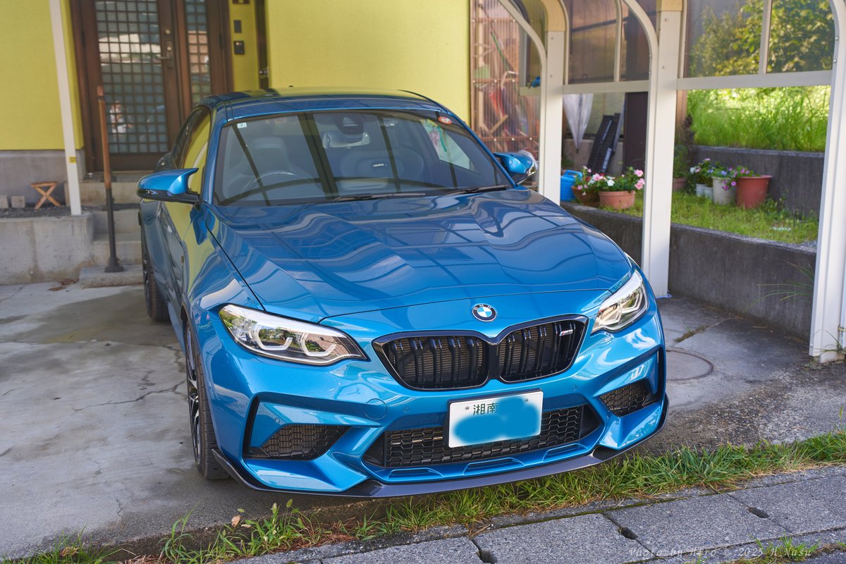 hnasu5709_hiro's tweet photo. 車庫が日陰になったので洗車しました😊
#愛車 #BMW #F87 #M2competition https://t.co/oCiMpasE99