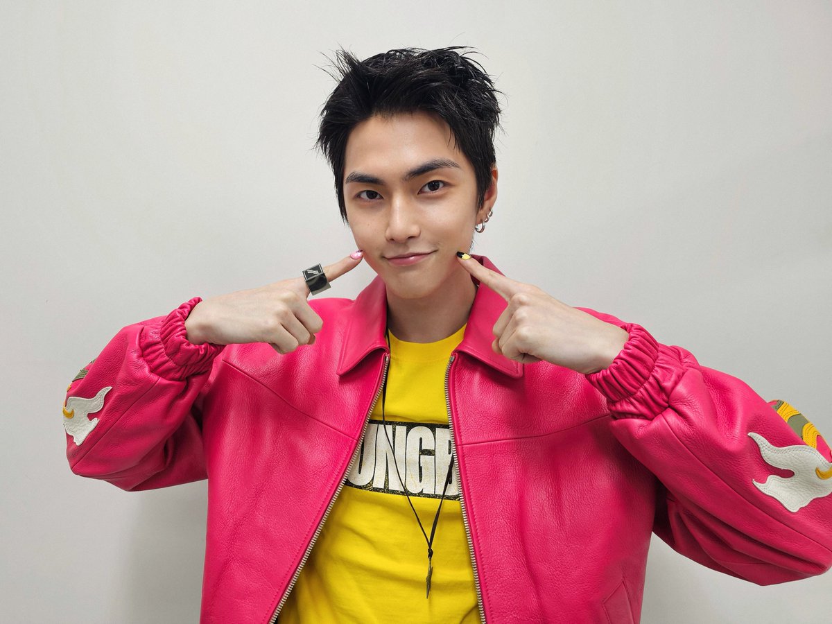 XngHan&amp;Xoul at M:ZINE ✌️✌️✌️

#XngHan_Xoul
#MZINE #SM_MZINE