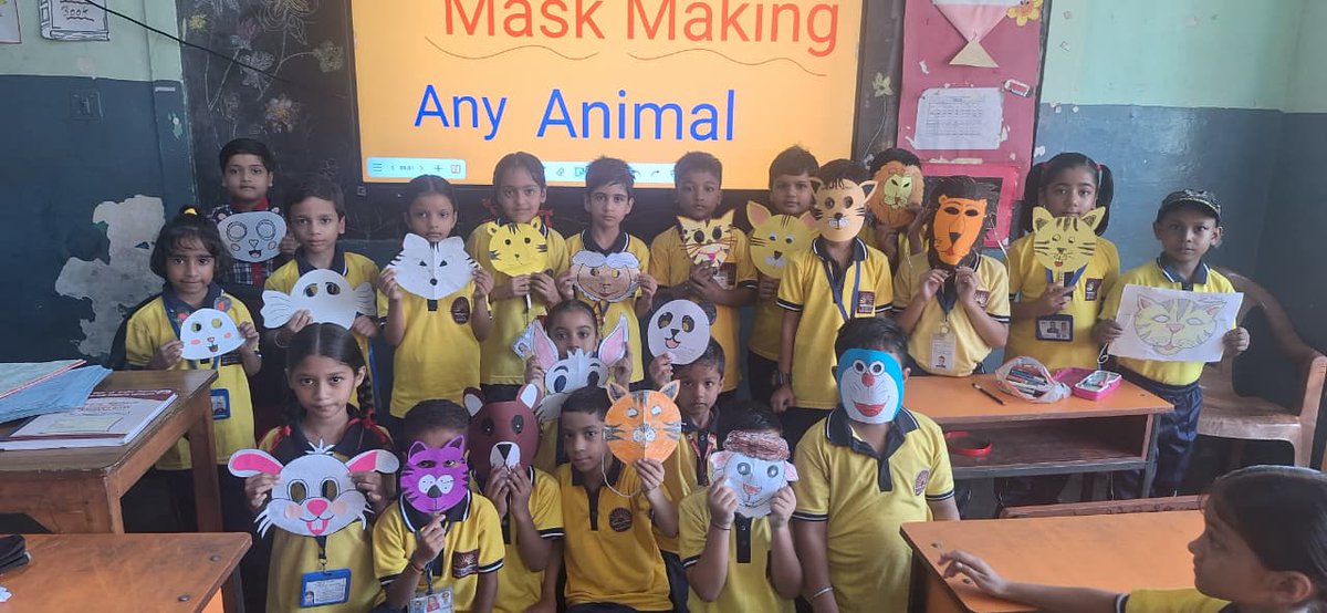v_sainik's tweet image. Mask making competition under CLA(PRIMARY DEPARTMENT)
#Handsonlearning
#learningwithfun
#creativelearning
@KVS_HQ
@kvsrodelhi
@EduMinOfIndia