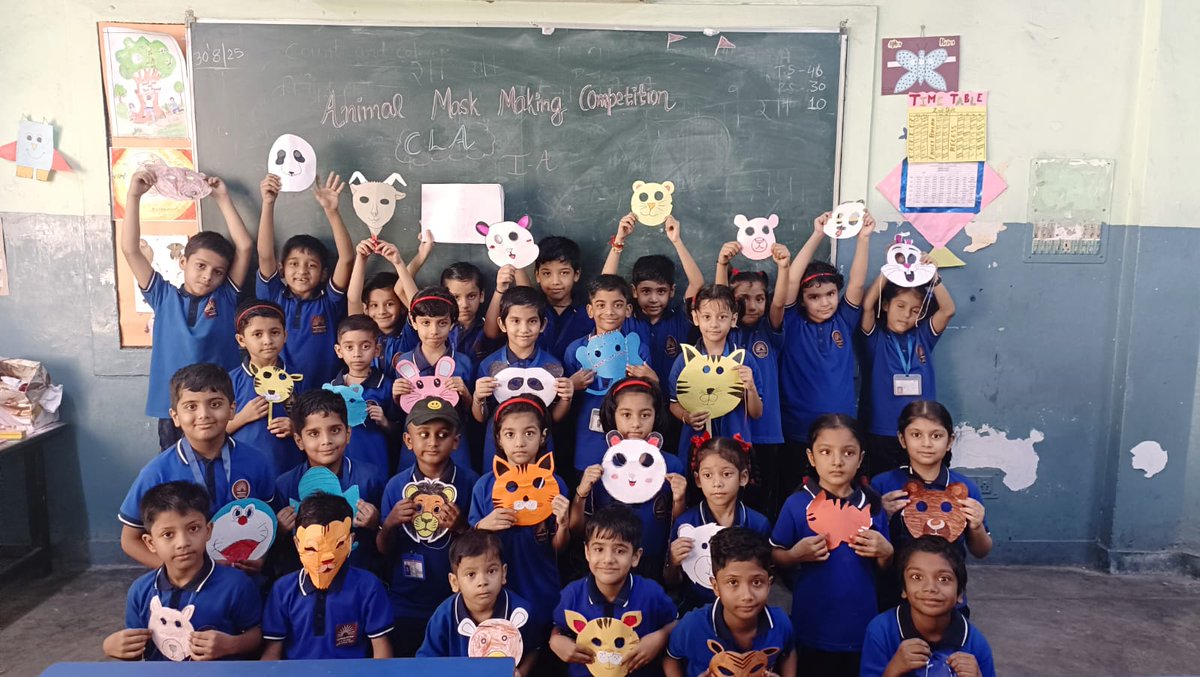 v_sainik's tweet image. Mask making competition under CLA(PRIMARY DEPARTMENT)
#Handsonlearning
#learningwithfun
#creativelearning
@KVS_HQ
@kvsrodelhi
@EduMinOfIndia