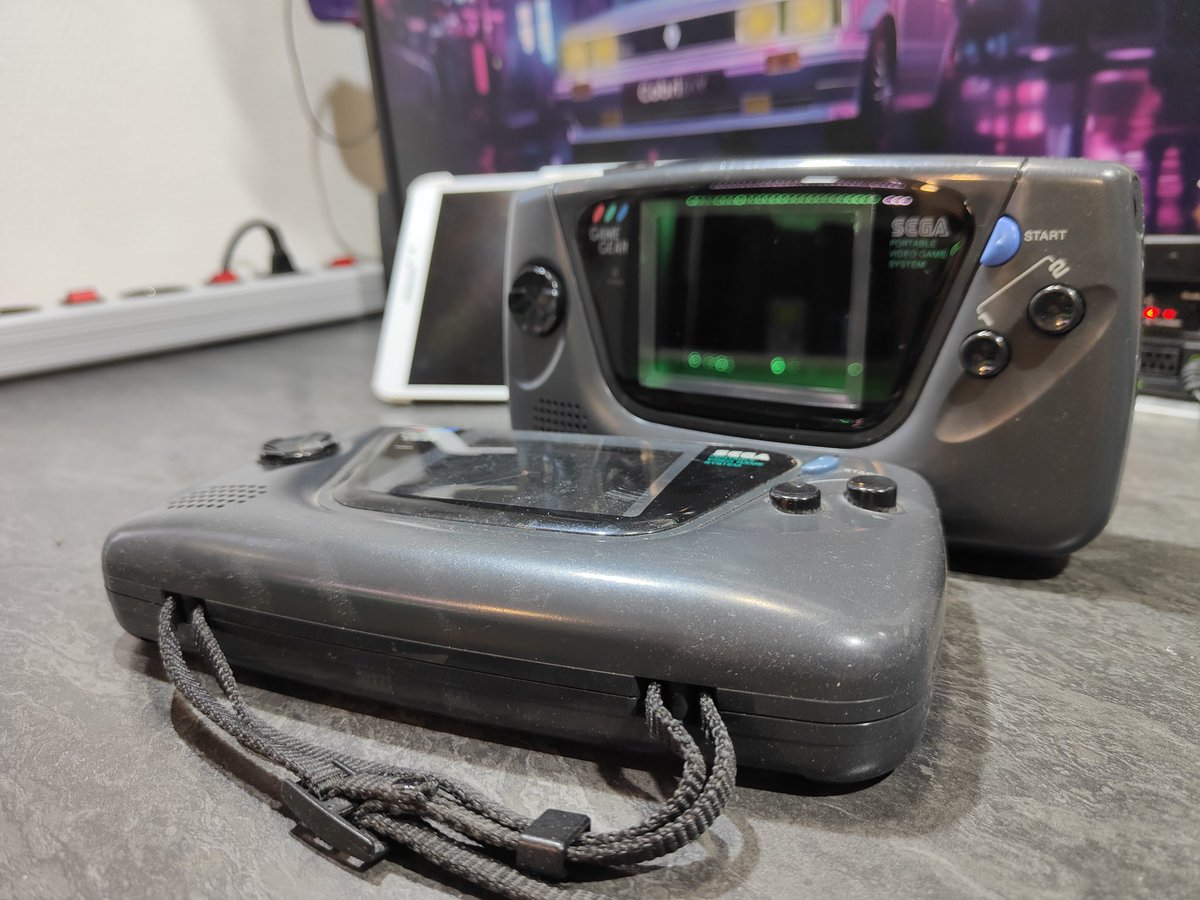 CabriDIY - Streamer réparateur de console Rétro (@cabridiy) on Twitter photo Aujourd'hui on attaque deux Sega GameGear 😎 
C'est sur twitch.tv/cabridiy Aujourd'hui on attaque deux Sega GameGear 😎 
C'est sur twitch.tv/cabridiy