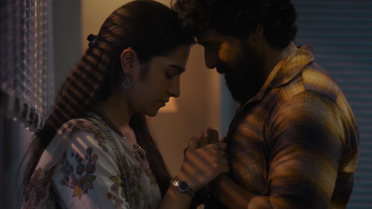 RamVenkatSrikar's tweet image. One of those extremely rare cases where a love story not just works superbly but is the best part of an action film.