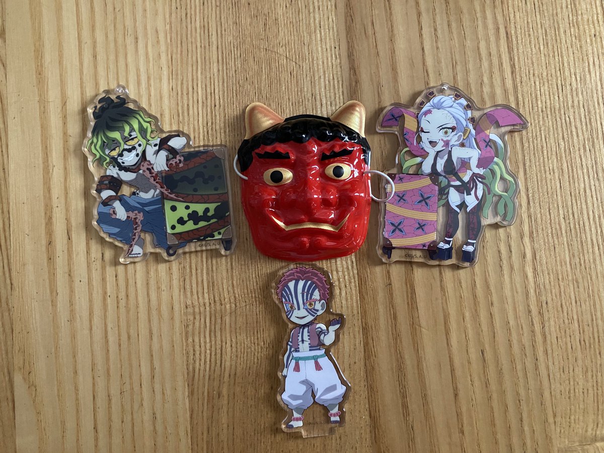 ✩新品　九谷焼　アポロSynm(シン)　招き猫　赤盛右✩赤盛と黒猫の2点セット ✩新品 九谷焼 アポロSynm(シン) 招き猫 赤盛右✩赤盛と黒猫の2