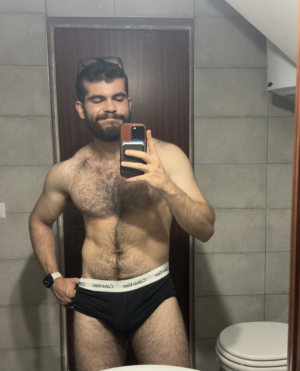 INTANTO TI CALMI🏳️‍🌈 tweet media