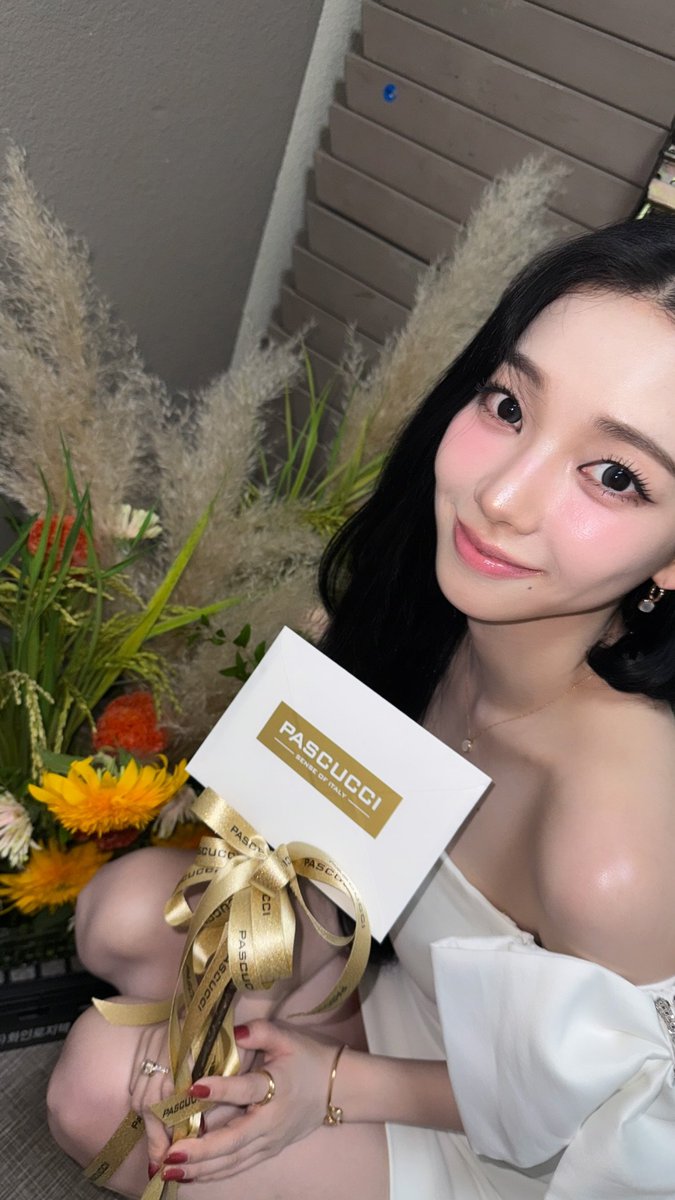 selfolssi ♤ tweet media