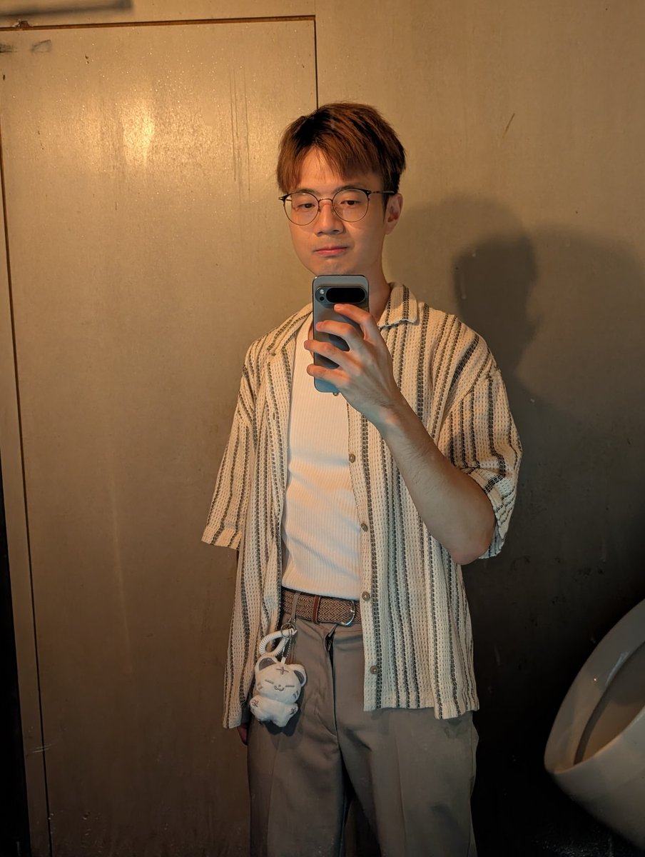 昨天的穿搭要稱OOTY嗎（？