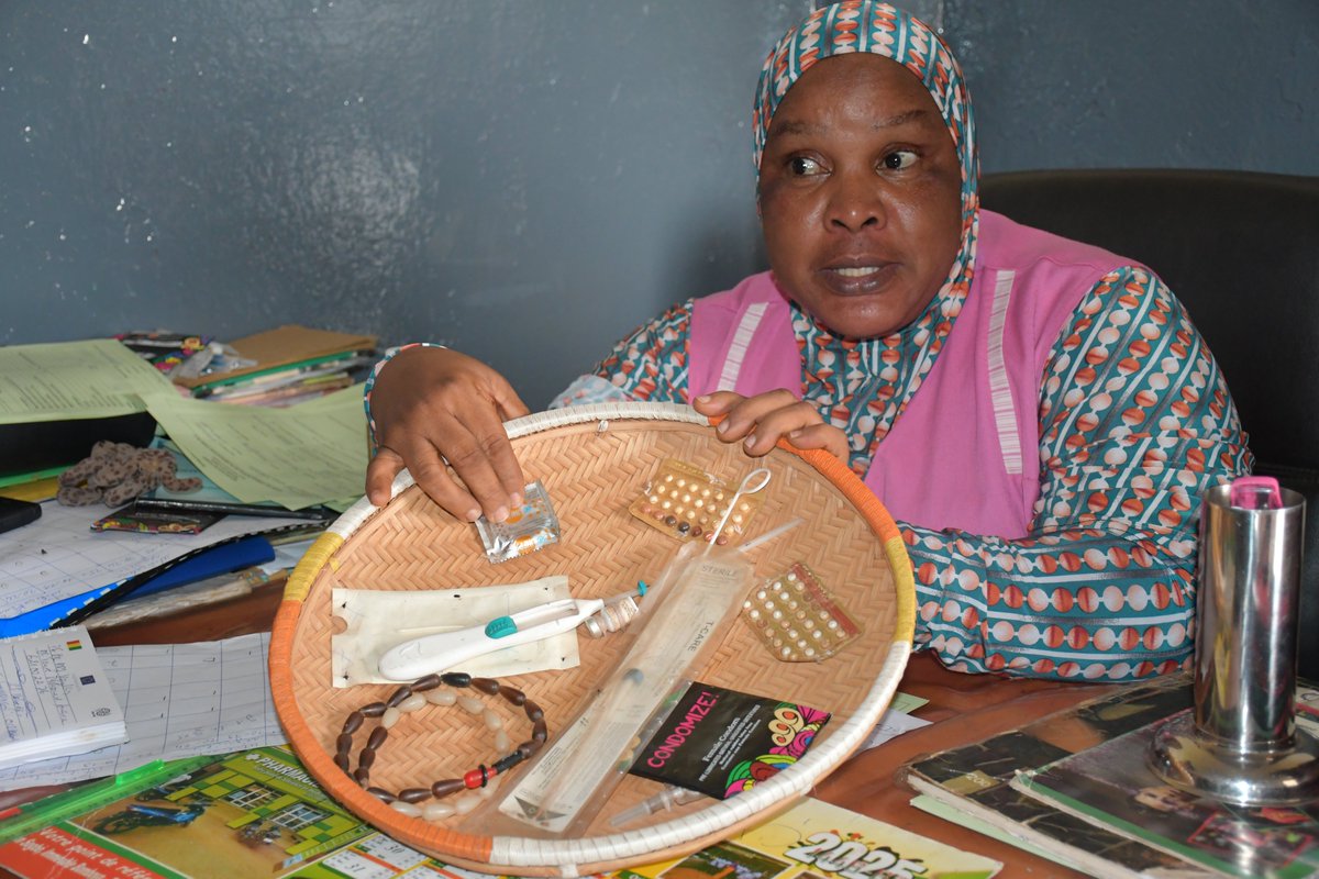 unfpa_guinee's tweet photo. En plus des centres de santé, des cliniques mobiles sillonnent le pays dans les régions de Kankan, Labé et Faranah pour offrir un accès facilité et gratuit aux services de planification familiale et répondre aux besoins de toutes et tous. #familyplanning https://t.co/Kwo8DKbaOB