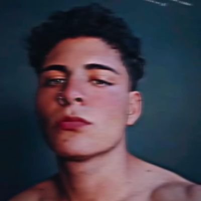 JuanGayDgo's tweet image. Este chavo le es infiel a su novio, no usa protección al tener sexo teniendo sífilis, siendo Vih+ y brotes de herpes
.
.
.
.
.
.
#Durango #infiel #infieldescubierto #VIH #sífilis #gay