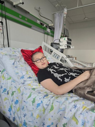 LodzKochaSport's tweet image. Hej #Łodzianie 🫶🏼
Syn jednego z Nas, dwunastoletni Seweryn walczy z nowotworem rdzenia kręgowego. Każdy gest wsparcia daje mu i jego rodzinie siłę w tej trudnej walce. Wspólnie możemy więcej – liczy się każda pomoc! 🙏

krwinka.org/podopieczni/se…