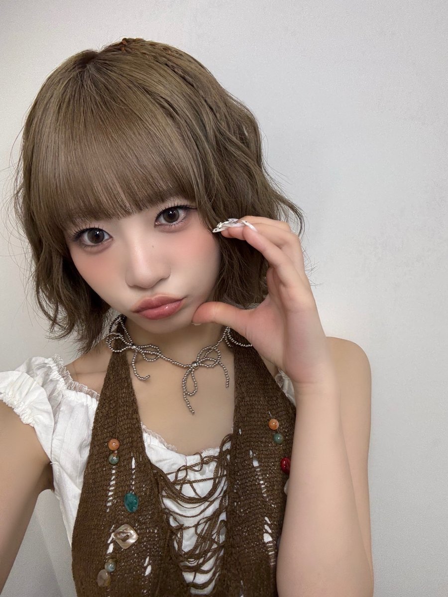ME:I (@official__me_i_) on Twitter photo 🫧 : #今日のミーアイ
#SHIZUKU
20250906
@ マイナビ #TGC 2025 A/W
マイナビ TGC 2025 A/Wありがとうございました🎀
またTGCに出演できてとっても嬉しいです...!!;;
来てくれたYOU:MEありがとう👼🏻🤍
┈┈┈𓆩♡⃛𓆪 ٠٠ ٠┈┈┈┈┈┈┈┈┈
𝐌𝐄:𝐈 𝟏𝐒𝐓 𝐀𝐋𝐁𝐔𝐌 "𝐖𝐇𝐎 𝐈 𝐀𝐌"
🎧 🫧 : #今日のミーアイ
#SHIZUKU
20250906
@ マイナビ #TGC 2025 A/W
マイナビ TGC 2025 A/Wありがとうございました🎀
またTGCに出演できてとっても嬉しいです...!!;;
来てくれたYOU:MEありがとう👼🏻🤍
┈┈┈𓆩♡⃛𓆪 ٠٠ ٠┈┈┈┈┈┈┈┈┈
𝐌𝐄:𝐈 𝟏𝐒𝐓 𝐀𝐋𝐁𝐔𝐌 "𝐖𝐇𝐎 𝐈 𝐀𝐌"
🎧